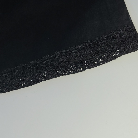 Caché Black Suede Mini Skirt with Side Lace Panels. Size 12. #2-0223 - Picture 4 of 5